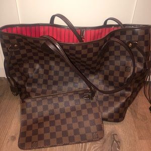 Louis Vuitton Neverfull mm